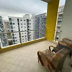 Apartament The Enomis *